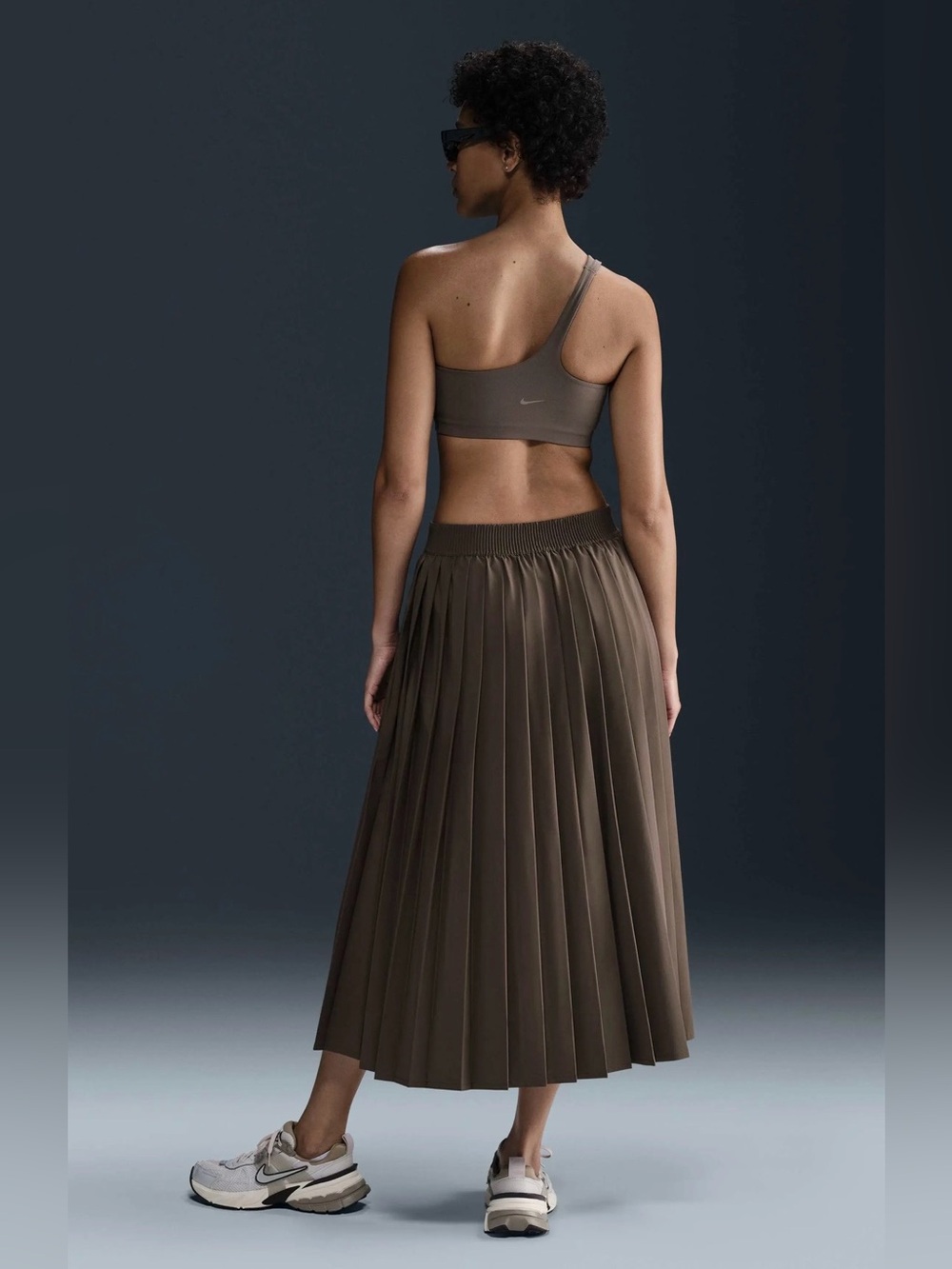 24.7 PerfectStretch Dri-FIT Pleated
Skirt - Picture 2 of 10